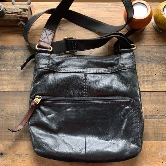 Fossil Genuine Leather Crossbody Purse - Picture 5 of 8